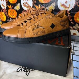 MCM Womens Brown and Black Leather Sneakers